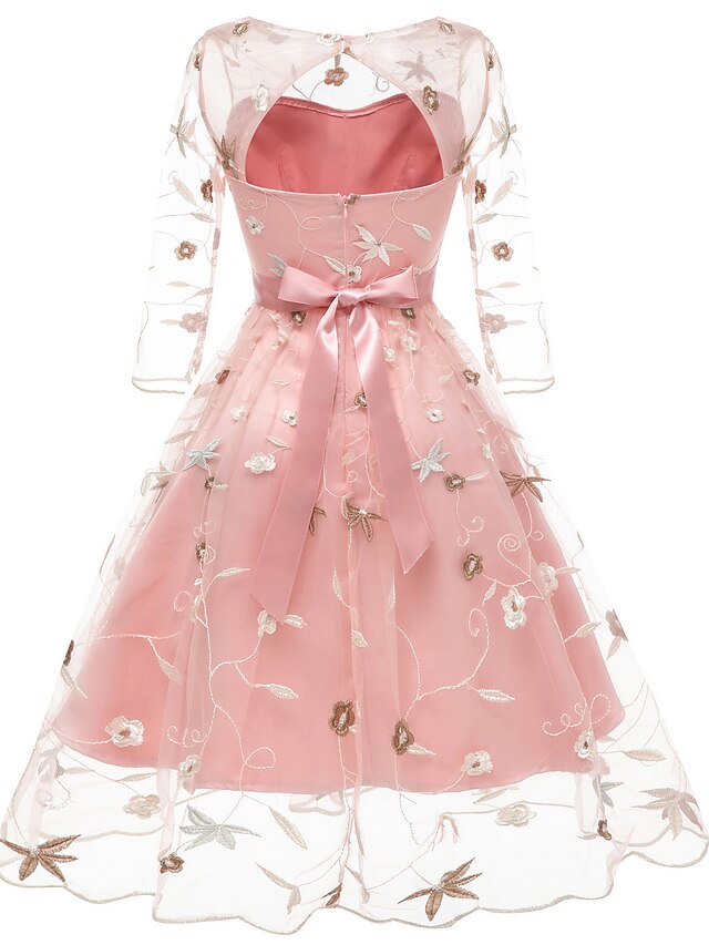 A-Line/Princess Off-the-Shoulder Knee Length Half Sleeves Party Dresses with Embroidery Appliques