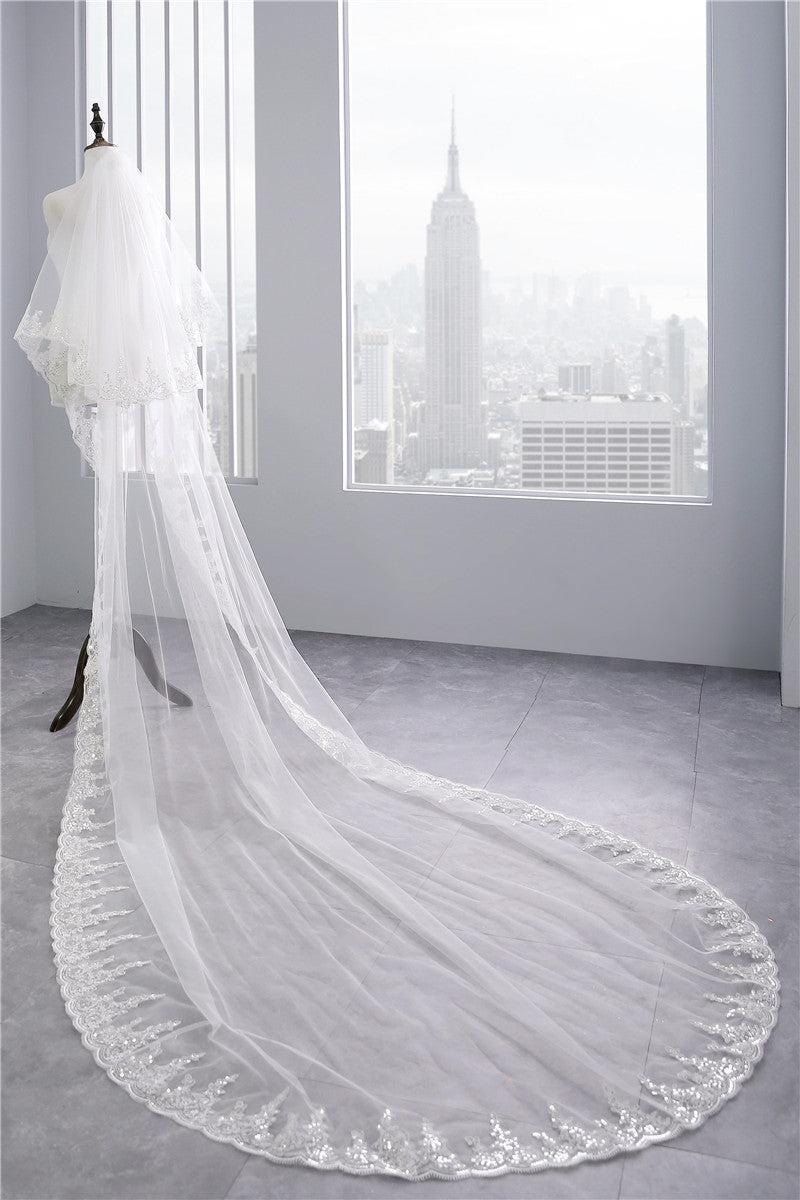 Two-tier Stylish Wedding Veil with sequins