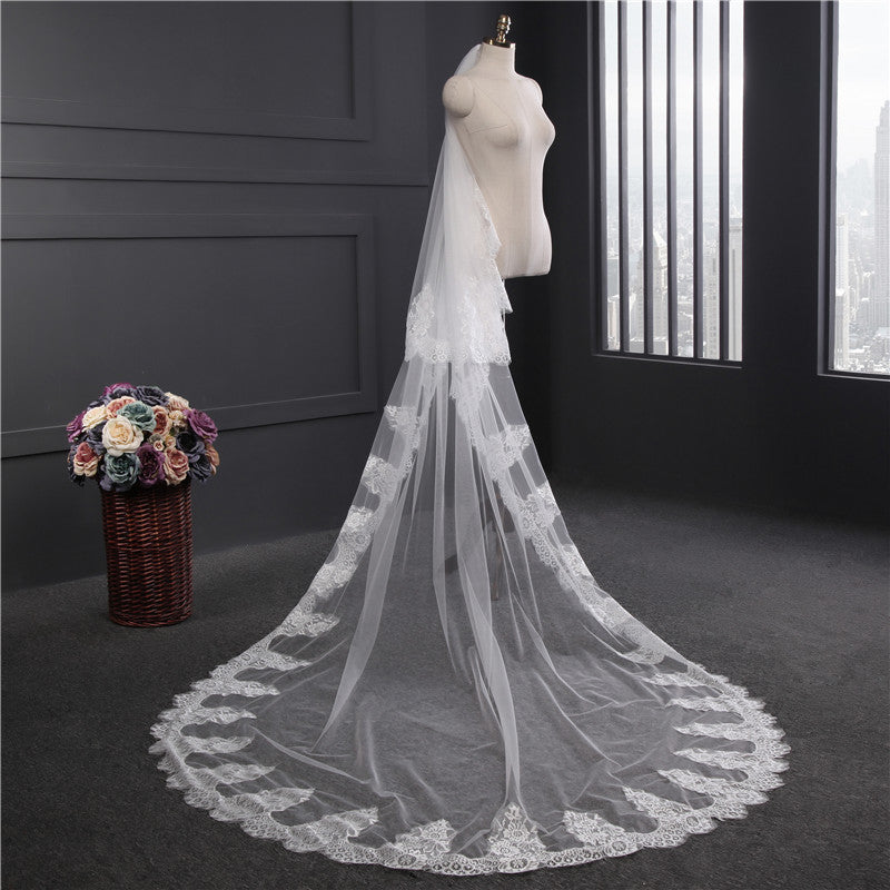 One-tier Long Lace Church Wedding Veils with Appliques