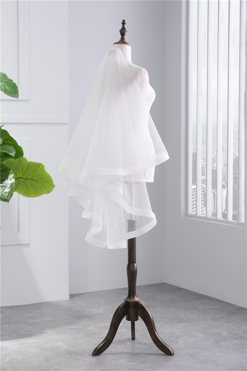 One-tier Classic Lace Wedding Veil with Solid Tulle