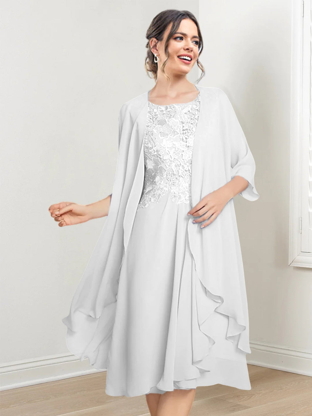 A-Line/Princess Scoop Knee-Length Mother of the Bride Dresses