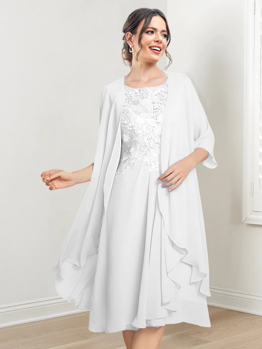 A-Line/Princess Scoop Knee-Length Mother of the Bride Dresses