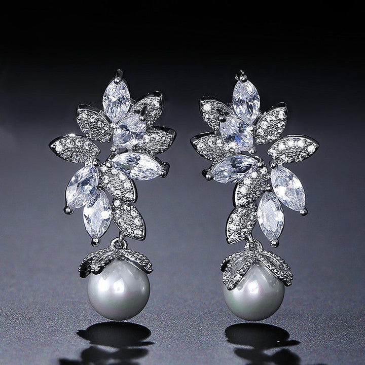 Elegant Pearl/Rhinestone Drop Earrings