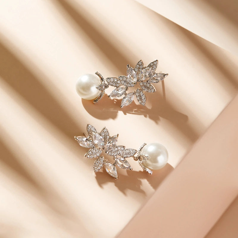 Elegant Pearl/Rhinestone Drop Earrings