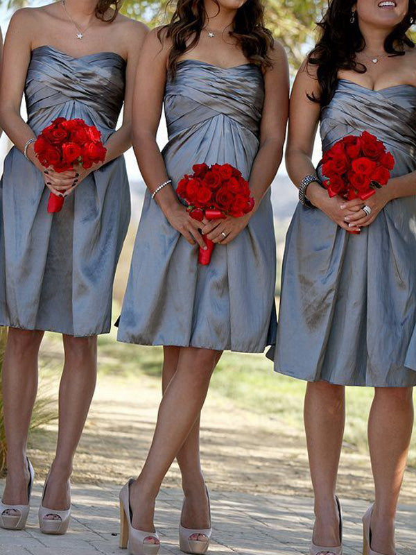 A-Line/Princess Sweetheart Sleeveless Short/Mini With Ruched Taffeta Bridesmaid Dresses for Women