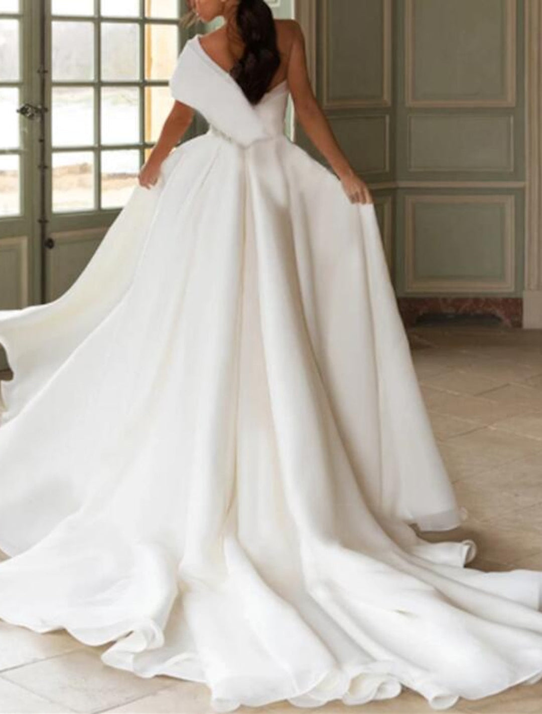 A-Line/Princess One-Shoulder Floor-length Wedding Dress