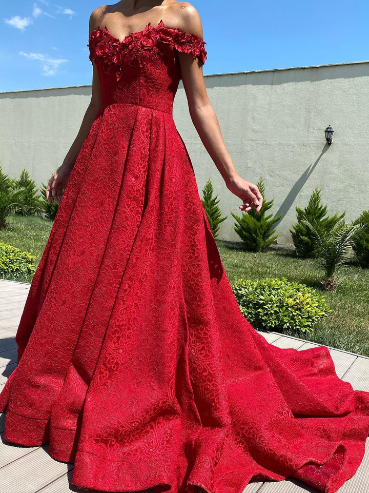 A-Line/Princess Off-the-Shoulder Long Dresses With Applique & Beading