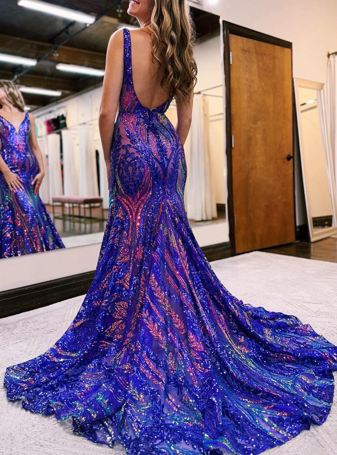 Trumpet/Mermaid V-Neck Sleeveless Floor-length Long Prom Dresses with Sequins