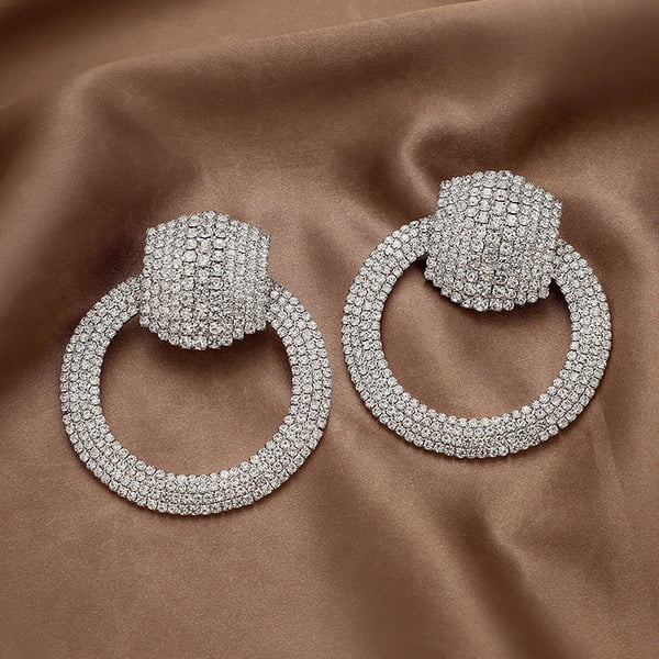 Stylish Rhinestone Stud Earrings